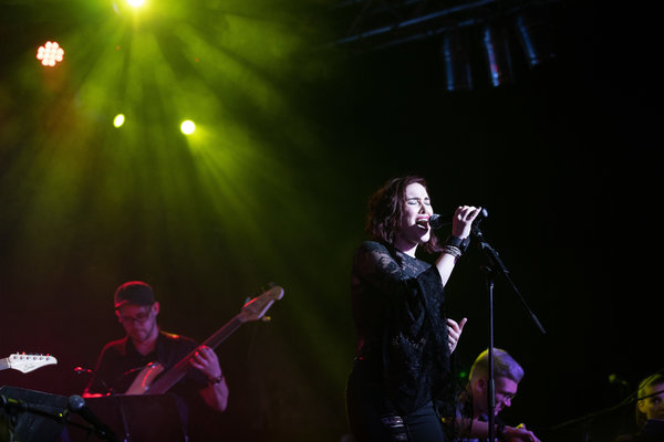Photo Flash: Adam Kaplan, Ben Fankhauser, and More Sing Kelly Clarkson at Highline Ballroom Image