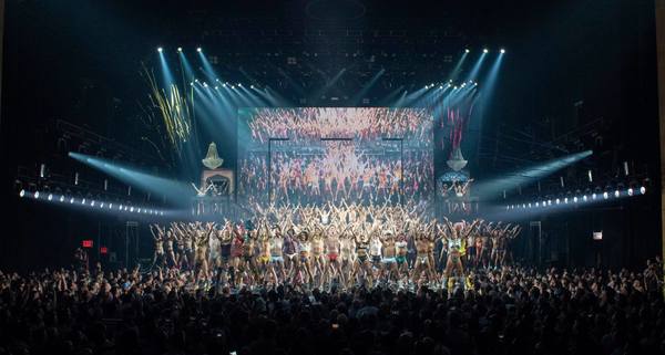 Photo Flash: Let the Games Begin! Inside BROADWAY BARES: GAME NIGHT Image