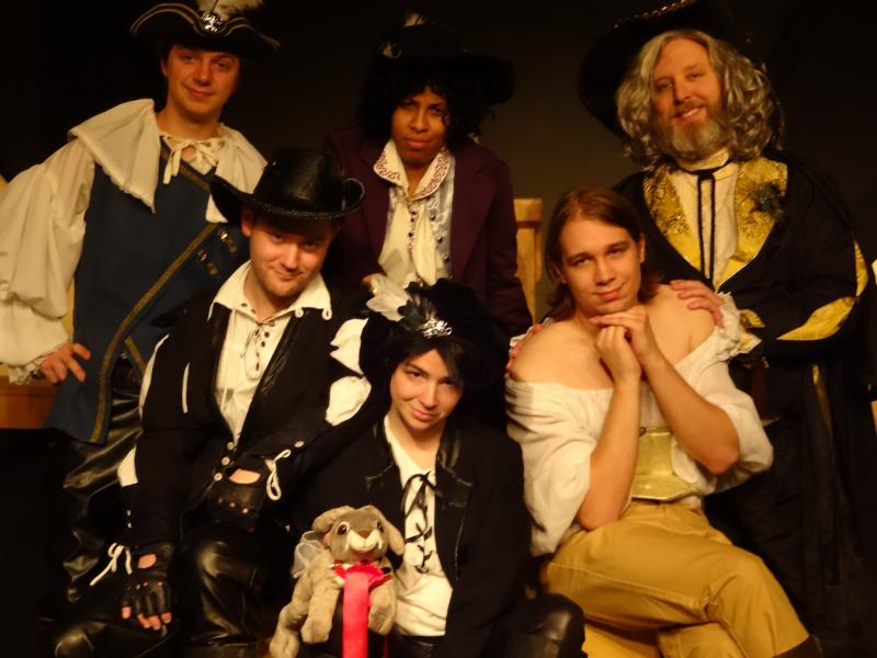 Review: Theatrics and Comedy are Alive in 'ROSENCRANTZ AND GUILDENSTERN ARE DEAD' at Theatre Downtown Image