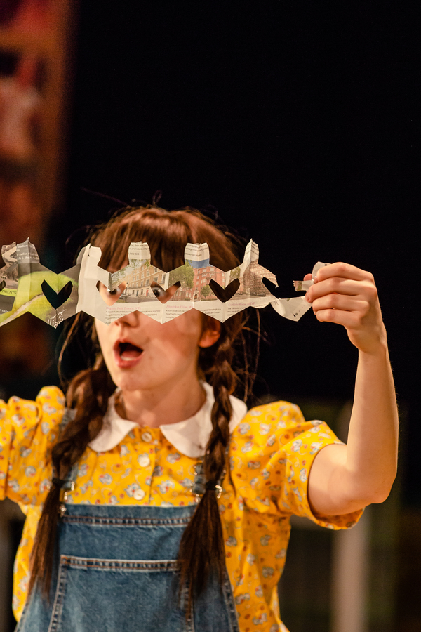 Photo Flash: Polka Theatre Presents Jacqueline Wilson's DOUBLE ACT Image