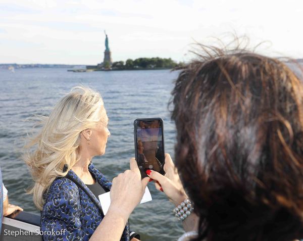 Photo Coverage: Fran Drescher's Cancer Schmancer Cruise Sets Sail Image