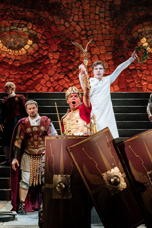 Photo Flash: First Look at IMPERIUM at the Gielgud Theatre Image