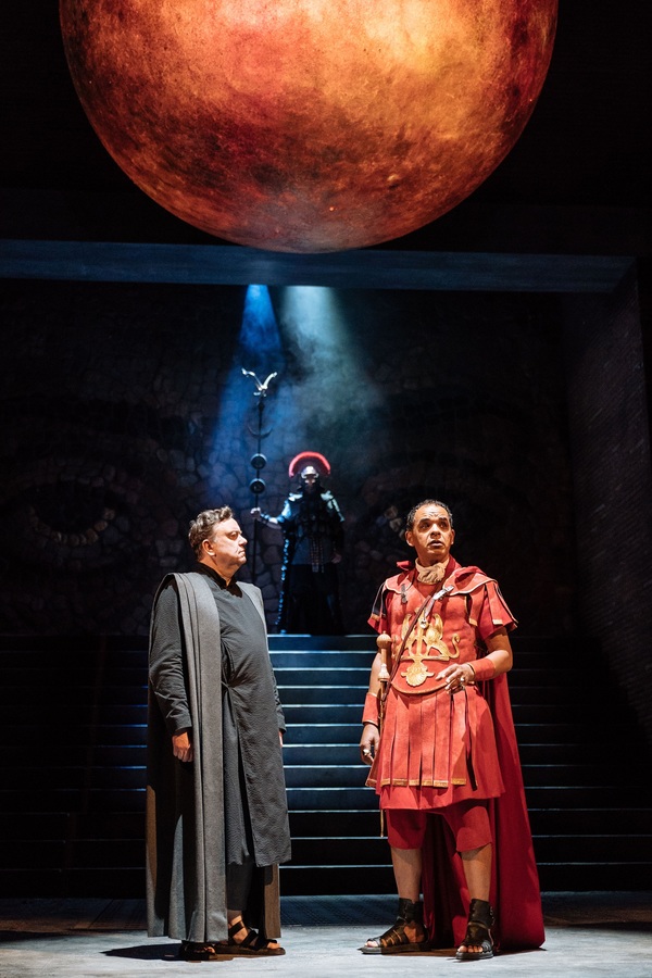 Photo Flash: First Look at IMPERIUM at the Gielgud Theatre Image