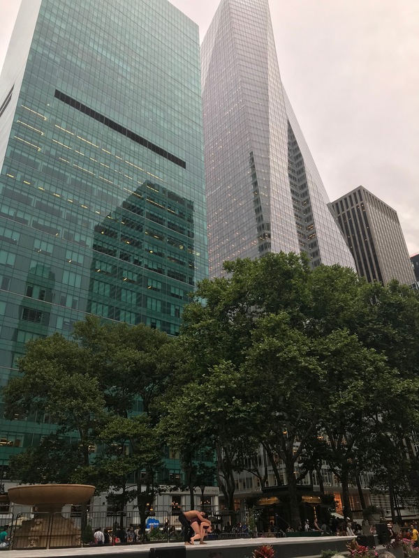 Review: BRYANT PARK CONTEMPORARY DANCE PROGRAM at Bryant Park Image