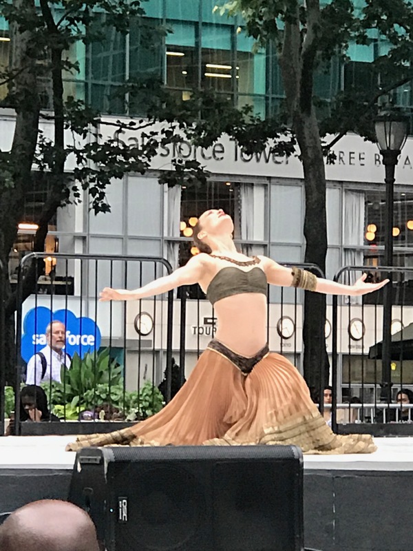 Review: BRYANT PARK CONTEMPORARY DANCE PROGRAM at Bryant Park Image