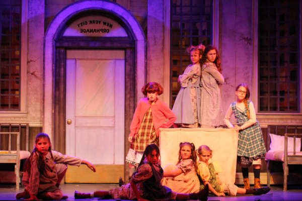 Photo Flash: ANNIE Shines At Broadway Palm Image