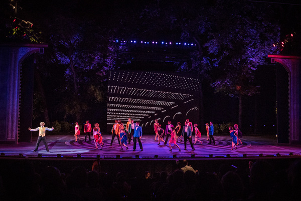 Photo Flash: What a Glorious Feeling! First Look at the Muny's SINGIN' IN THE RAIN Image