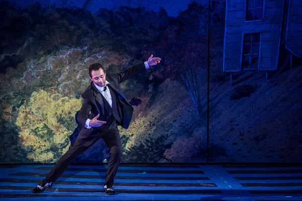 Photo Flash: What a Glorious Feeling! First Look at the Muny's SINGIN' IN THE RAIN 