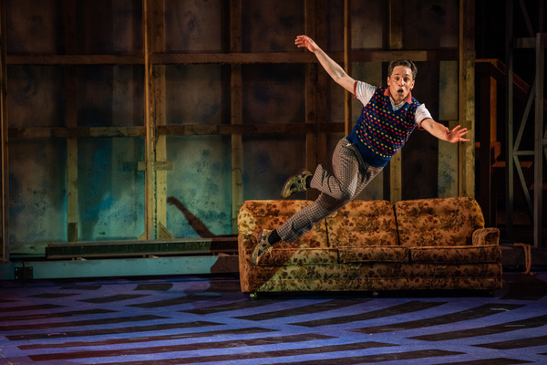 Photo Flash: What a Glorious Feeling! First Look at the Muny's SINGIN' IN THE RAIN Image