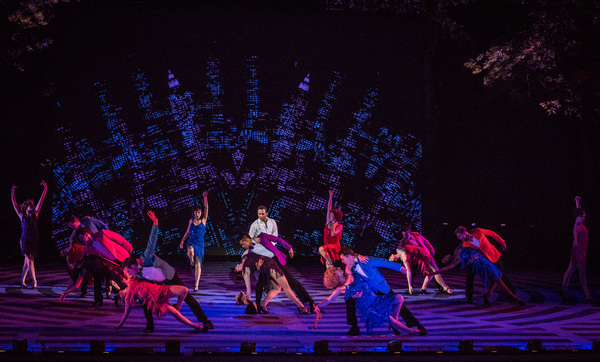 Photo Flash: What a Glorious Feeling! First Look at the Muny's SINGIN' IN THE RAIN Image