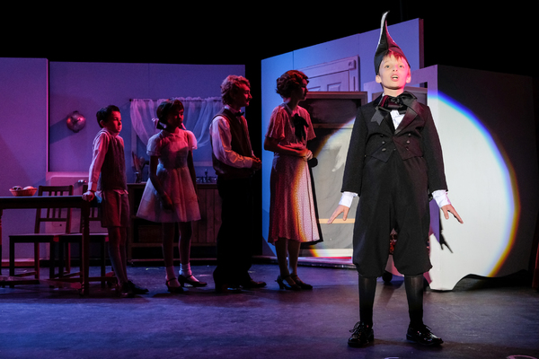 Photo Flash: MR. POPPER'S PENGUINS Dance Into San Diego Junior Theatre Image
