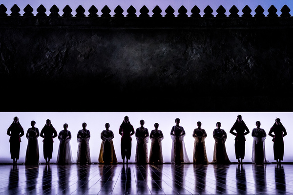 Photo Flash: First Look at Kelli O'Hara and Ken Watanabe in Action in West End's THE KING AND I Image