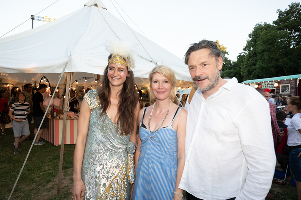 Photo Flash: Jennifer Saunders, Anna Friel and More Visit MY BEAUTIFUL CIRCUS Image