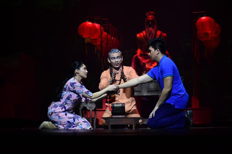 Photo Coverage: BINONDO, The Musical, Plays The Theatre at Solaire, Now Thru July 8  Image