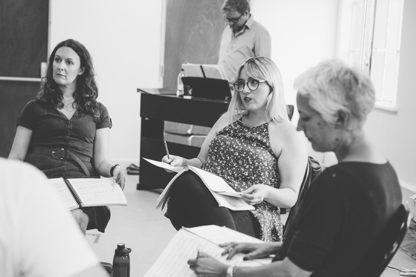 Photo and Video: In Rehearsal With CLOSER THAN EVER at Edinburgh Festival Fringe Image