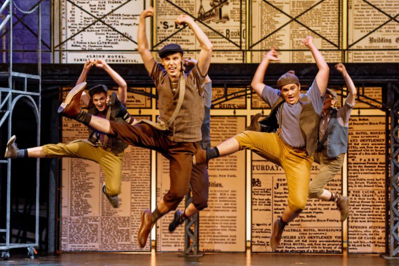 Review: NEWSIES at White Theatre Image