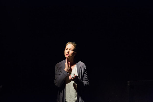Photo Flash: Steep Theatre Presents LINDA By Penelope Skinner Image