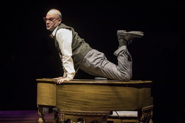 Photo Flash: Marriott Theatre Presents MURDER FOR TWO Image