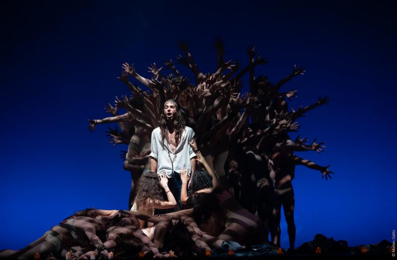 Review: HAIR, lo spettacolo di fine anno di MTS al Teatro Nazionale di Milano. Image