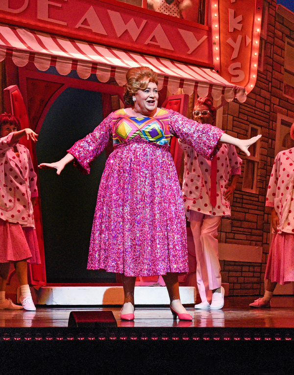 Photo Flash: HAIRSPRAY Dances Into Dallas Theatre Center Image