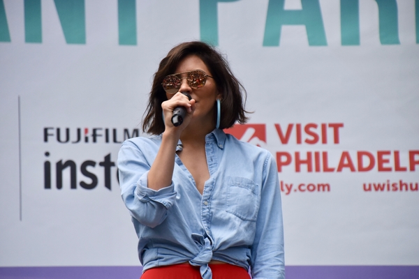 Photo Coverage: Cast Members From WAITRESS, SPONGEBOB, and More Perform at Broadway In Bryant Park Image