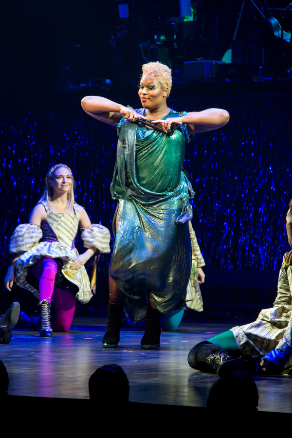 Photo Coverage: Broadway's Got the Beat! The Go-Go's Perform at HEAD OVER HEELS Image