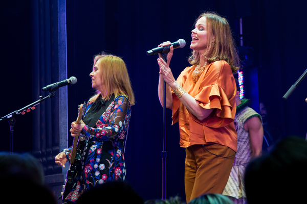 Photo Coverage: Broadway's Got the Beat! The Go-Go's Perform at HEAD OVER HEELS Image