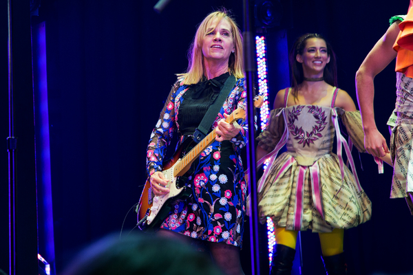 Photo Coverage: Broadway's Got the Beat! The Go-Go's Perform at HEAD OVER HEELS Image