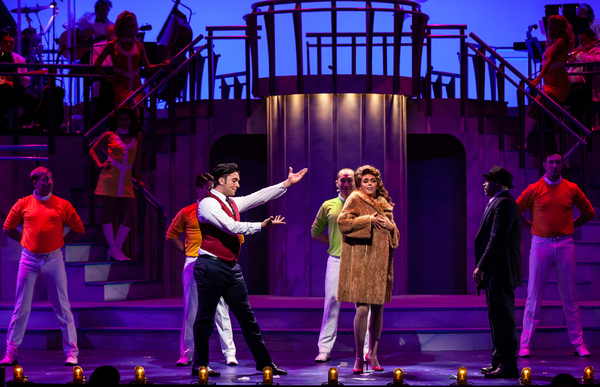 Photo Flash: Arizona Broadway Theatre Presents CATCH ME IF YOU CAN Image