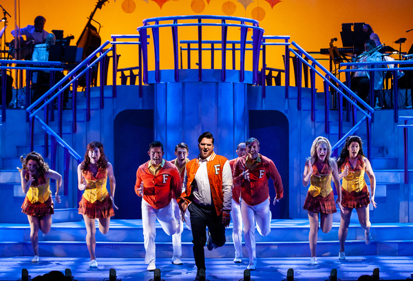 Photo Flash: Arizona Broadway Theatre Presents CATCH ME IF YOU CAN Image