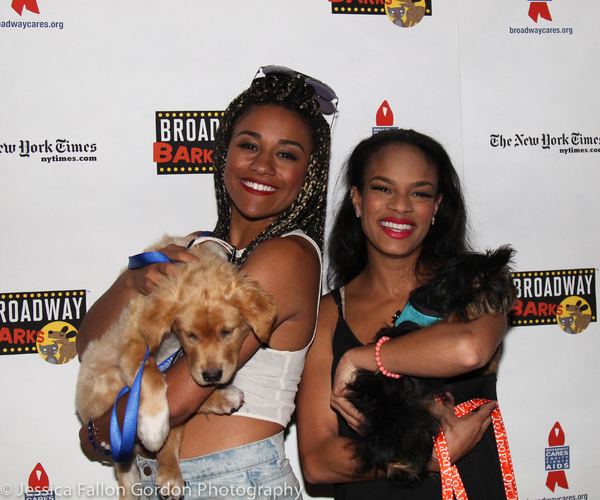 Photo Coverage: The Stars Come Out For Broadway Barks, Hosted by Bernadette Peters and Victor Garber Image