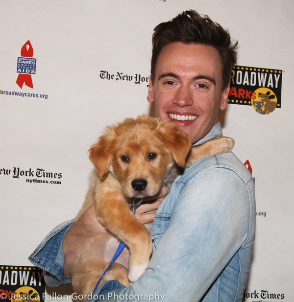 Photo Coverage: The Stars Come Out For Broadway Barks, Hosted by Bernadette Peters and Victor Garber Image