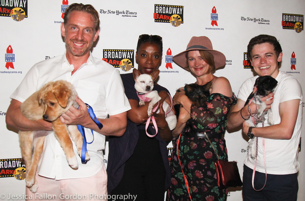 Photo Coverage: The Stars Come Out For Broadway Barks, Hosted by Bernadette Peters and Victor Garber Image