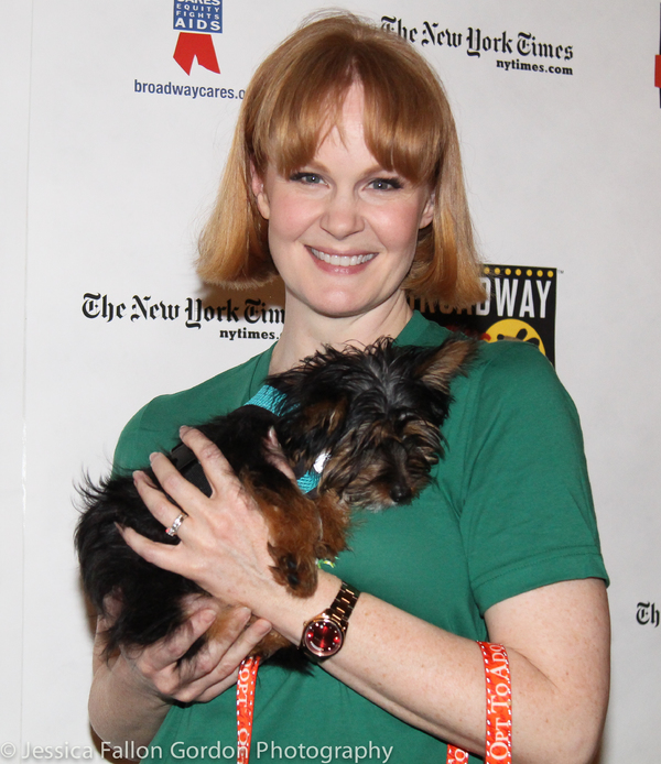 Photo Coverage: The Stars Come Out For Broadway Barks, Hosted by Bernadette Peters and Victor Garber Image