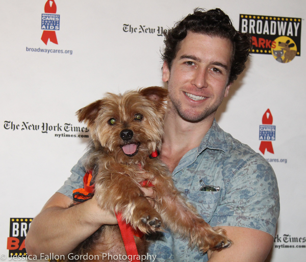 Photo Coverage: The Stars Come Out For Broadway Barks, Hosted by Bernadette Peters and Victor Garber Image