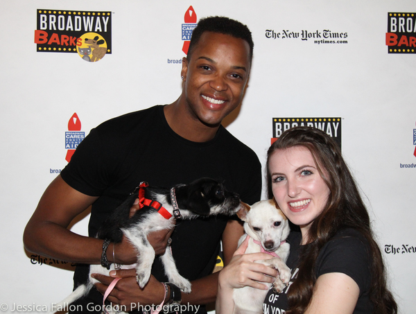 Photo Coverage: The Stars Come Out For Broadway Barks, Hosted by Bernadette Peters and Victor Garber Image