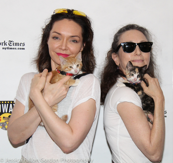 Photo Coverage: The Stars Come Out For Broadway Barks, Hosted by Bernadette Peters and Victor Garber Image