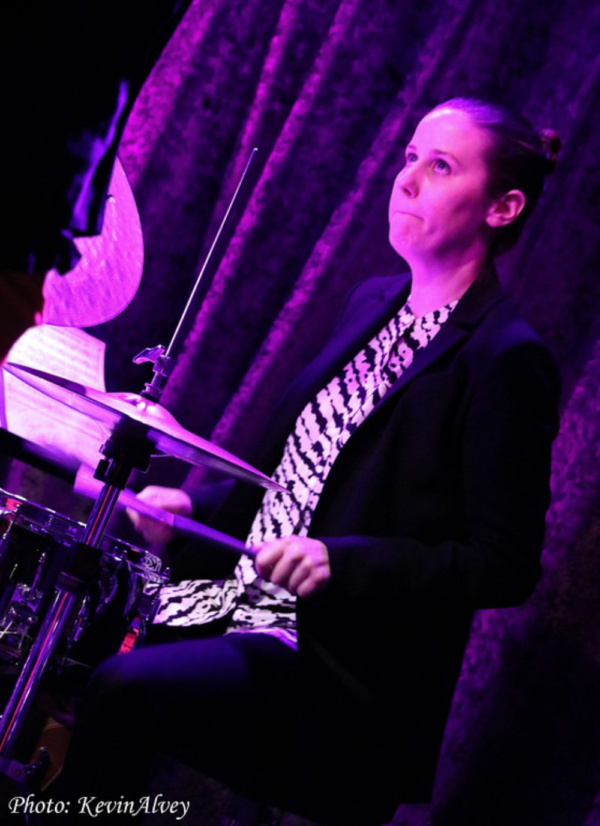 Photo Flash: Nicole Zuraitis Comes to the Birdland Theater Image