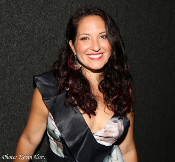 Photo Flash: Nicole Zuraitis Comes to the Birdland Theater Image