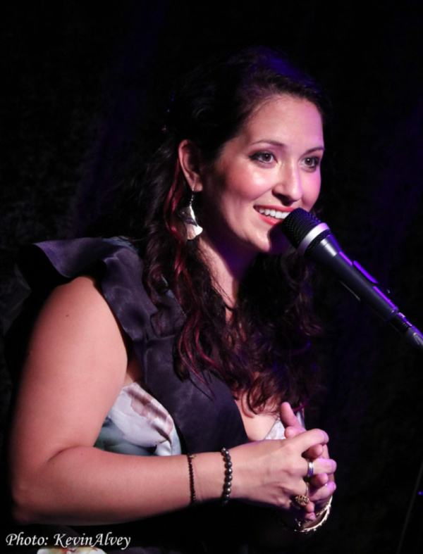 Photo Flash: Nicole Zuraitis Comes to the Birdland Theater Image