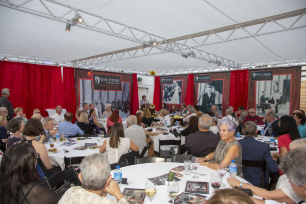 Photo Flash: The Stars Gather Under The Stars For the Great Jose Iturbi at The Hollywood Bowl 