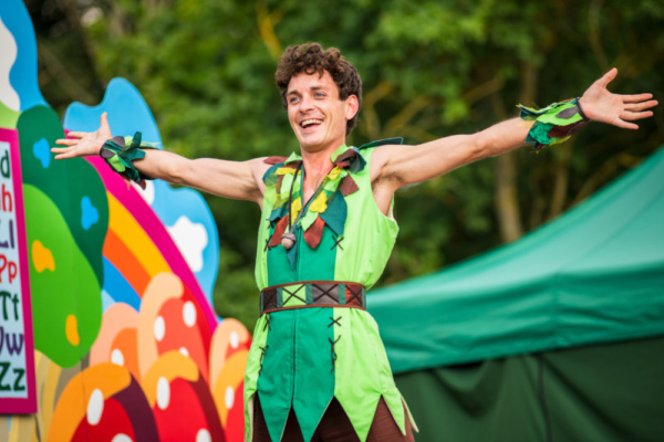 Photo Flash: First Look At Immersion Theatre's Latest Open-Air Production Of PETER PAN Image
