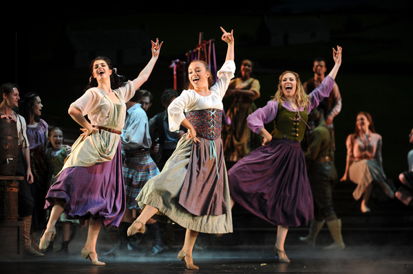 Photo Flash: Pittsburgh CLO Presents BRIGADOON! Image