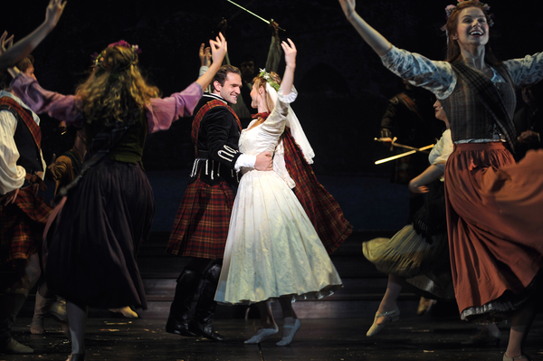 Photo Flash: Pittsburgh CLO Presents BRIGADOON! Image