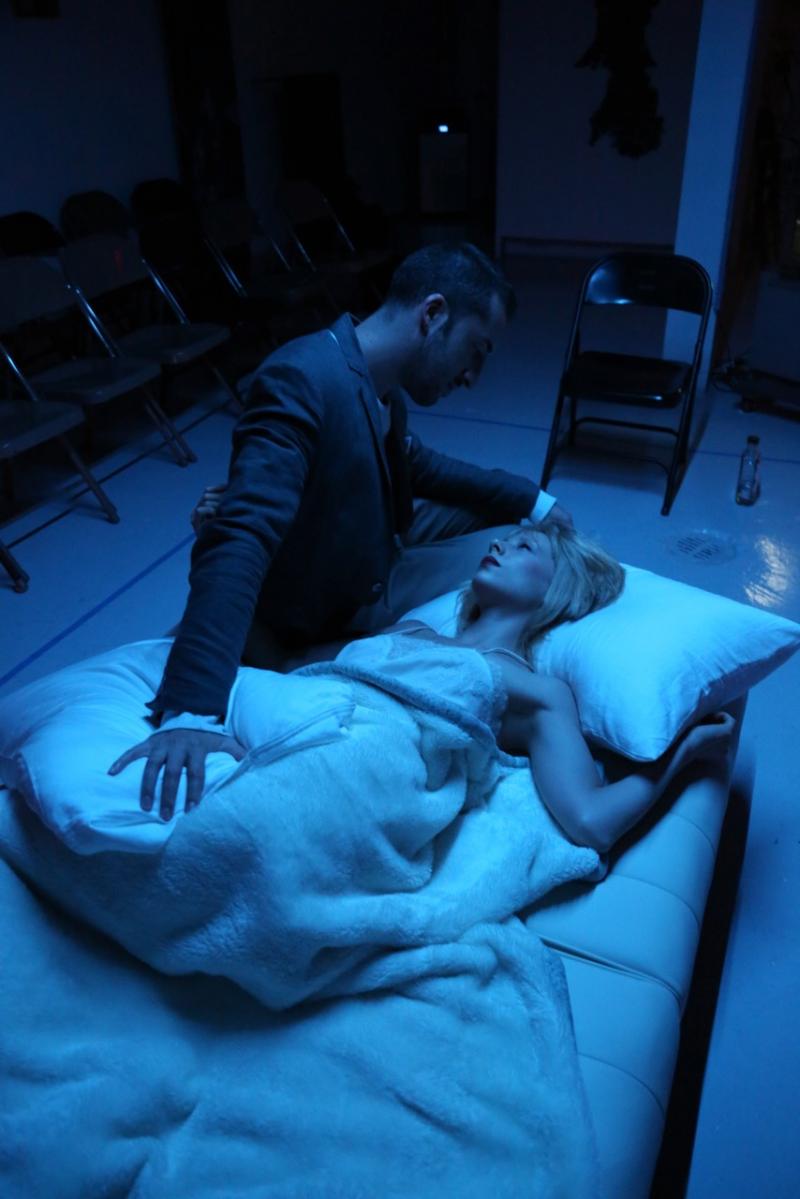 Review: Drifting in the Somber Magic of THE BLUE ROOM  Image