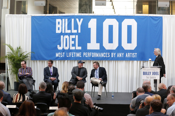 Photo Flash: Billy Joel Celebrates 100 Consecutive Monthly Shows at Madison Square Garden Image
