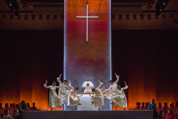 Nmon Ford, the Celebrant, and dancers in Lincoln Centerâ€™s production of Leonar Photo