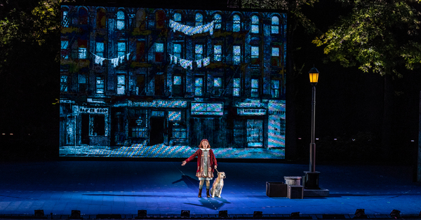 Photo Flash: Christopher Sieber, Jennifer Simard, and More Star in ANNIE at The Muny Image