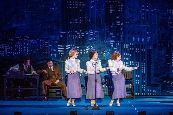 Photo Flash: Christopher Sieber, Jennifer Simard, and More Star in ANNIE at The Muny Image