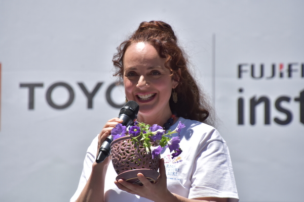 Photo Coverage: PHANTOM, BEAUTIFUL and More Take the Stage at This Week's Broadway in Bryant Park! Image